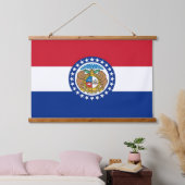 Wall tapestry with flag of Missouri, U.S.A. 吊り下げ型タペストリー (寝室)