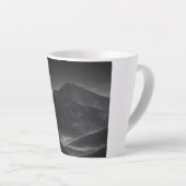 Wanderer Collection WO08 - 月明かりの山のオーバーロ カフェラテマグ (右アングル)