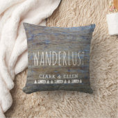 Wanderlustの名前をカスタムする|素朴な木RVキャンピングカー クッション (ブランケット)