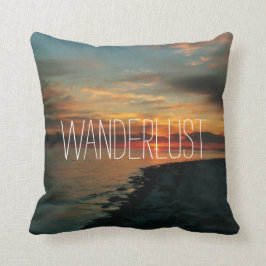 Wanderlust、装飾用クッション クッション