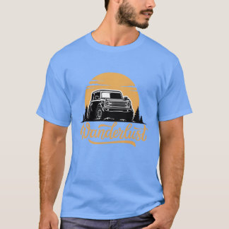 Wanderlust Adventure Car Roadripravelee friends gi Tシャツ