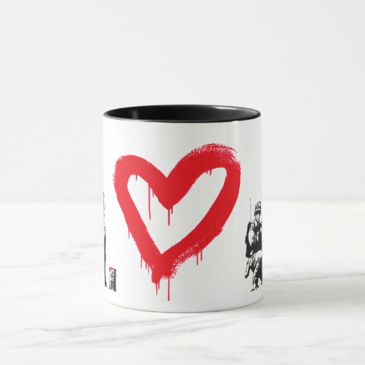 War or Love? マグカップ (中央)