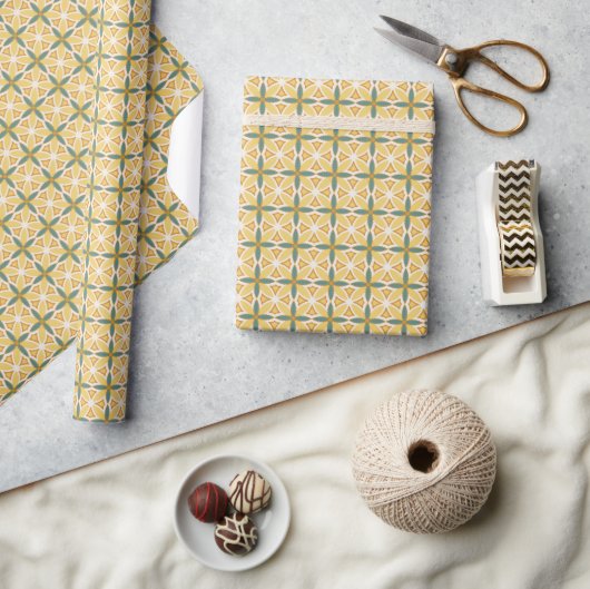 Warm buttery yellow mosaic tile Wrapping Paper ラッピングペーパー (クラフト)