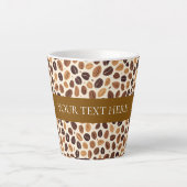 Warm Coffee Bean Roast Tones Seamless Pattern カフェラテマグ (正面)