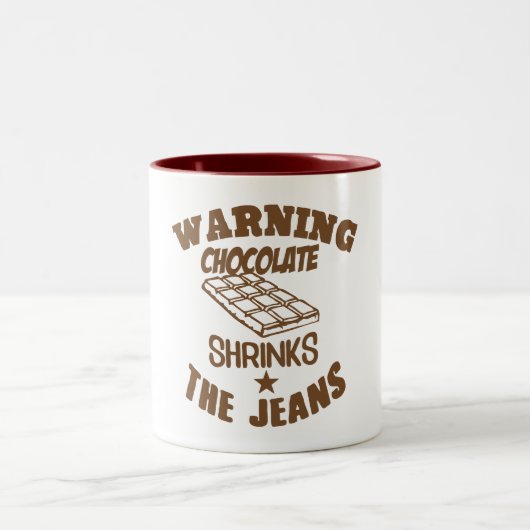 warning chocolate shrinks jeans citation humour ツートーンマグカップ (中央)