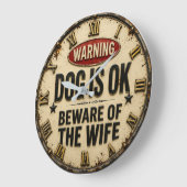 Warning Dog Is OK Beware of the Wife Funny ラージ壁時計 (傾斜)