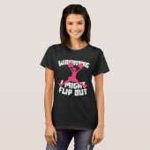 Warning I Might Flip Out Cheerleading Funny Cheerl Tシャツ (正面フル)