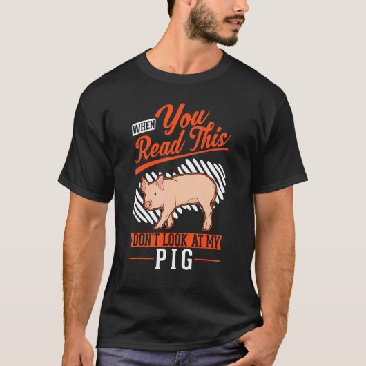 Warning Piggy Farmer Pig Tシャツ (正面)