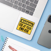 Warning Use At Your Own Risk シール (ノートパソコンとiPhone)