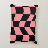 Warped Checkerboard Throw Pillow - Trippy Retro アクセントクッション (裏面(縦))
