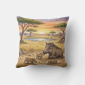 Warthog Mama And Piglets Safari Animals  クッション (裏面)