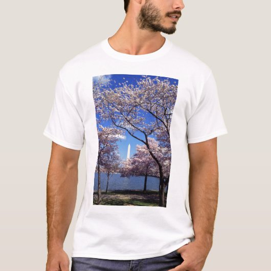 Washington D.C.の人のTシャツの桜 Tシャツ (正面)