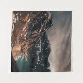 WATを横切る茶色の山の風景写真 タペストリー (正面(横))