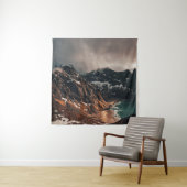 WATを横切る茶色の山の風景写真 タペストリー (インサイチュ)