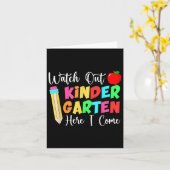 Watch Out Kindergarten Here I Come Back To School  カード (黄色い花)