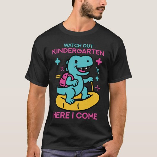 Watch Out Kindergarten Tシャツ (正面)
