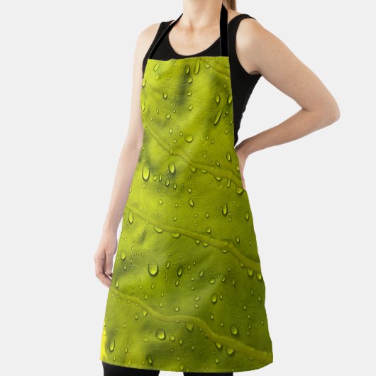 Water drops on green leaf エプロン (インサイチュ)