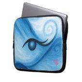 Water Eye electronics pouch ラップトップスリーブ (正面左)