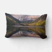 Water | Maroon Bells Colorado ランバークッション (裏面)