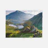 Water | Pen yr Ole Wen Lake Idwal Snowdonia Park フリースブランケット (正面(横))
