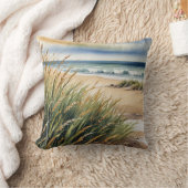 Watercolor Beach Grass and Ocean Scene クッション (ブランケット)