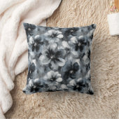 Watercolor Black and Grey Floral クッション (ブランケット)