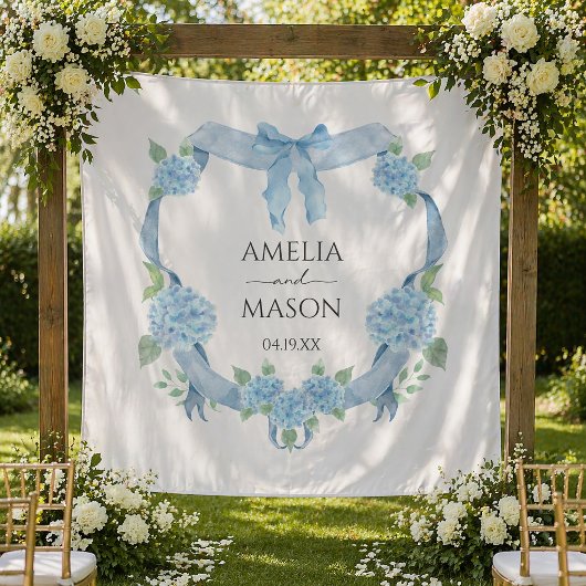 Watercolor Blue Hydrangea Crest Wedding タペストリー