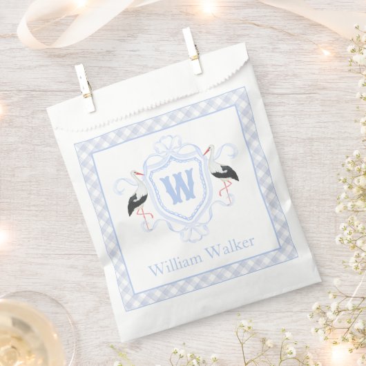 Watercolor Blue Stork Gingham Monogram Crest フェイバーバッグ (クリップ留めされた状態)