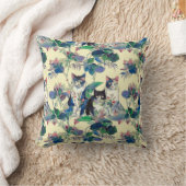 Watercolor Cats in a Garden クッション (ブランケット)