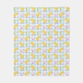 Watercolor Chick And Eggs On Blue Gingham Pattern フリースブランケット (正面)