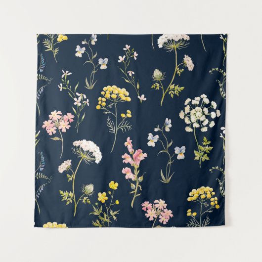 Watercolor floral pattern, delicate flower hand dr タペストリー (正面)