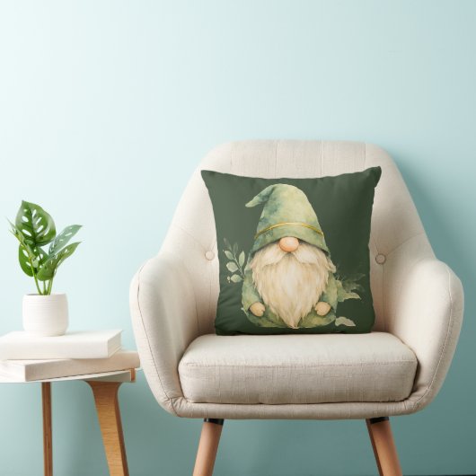 Watercolor Irish Gnome with Shamrock Throw Pillow クッション (椅子)