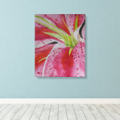 Watercolor Lily by DaraLyn J McColl, artist キャンバスプリント (インサイチュ (ウッドフロア))