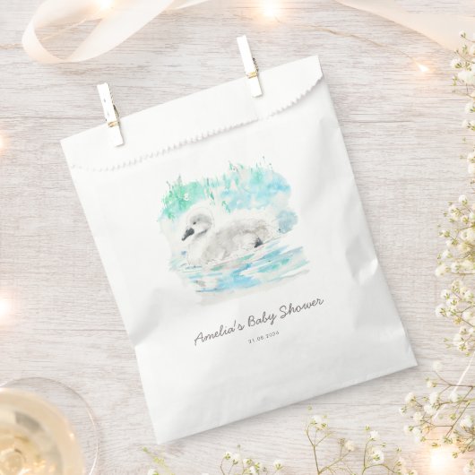 Watercolor Little Swan Baby Shower フェイバーバッグ (クリップ留めされた状態)