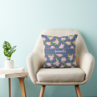 Watercolor Pattern with Delicate Pink Round Pillow クッション