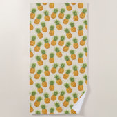 Watercolor Pineapples ビーチタオル (正面)