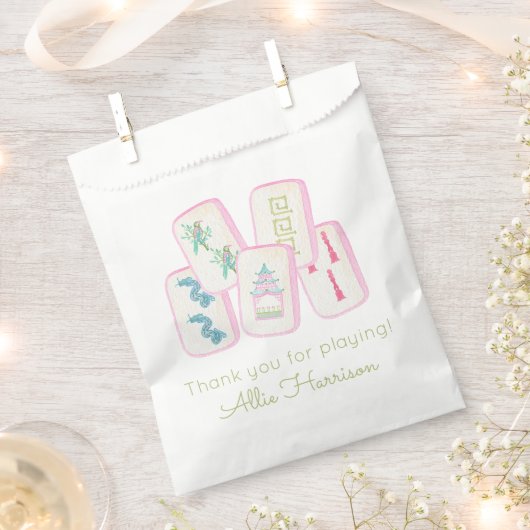 Watercolor Pink & Green Mahjong Tiles Enclosure フェイバーバッグ (クリップ留めされた状態)