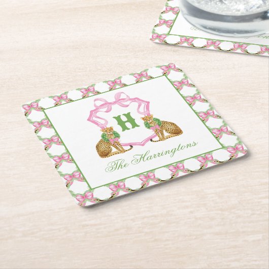 Watercolor Preppy Leopard Christmas Monogram Crest スクエアペーパーコースター (アングル)