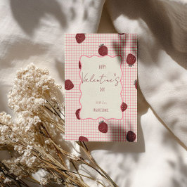 Watercolor Strawberries on Pink Grid- Valentine シーズンカード