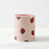 Watercolor Strawberries on Pink Grid- Valentine ツートーンマグカップ (中央)