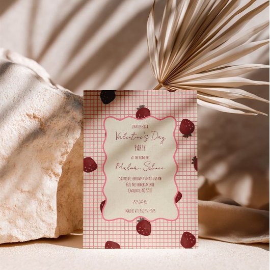 Watercolor Strawberries on Pink Grid- Valentine 招待状