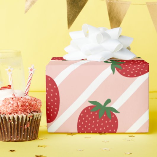 Watercolor Strawberry Pattern Wrapping Paper ラッピングペーパー (誕生日パーティー)