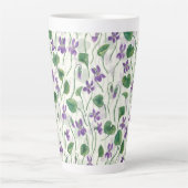 Watercolor violets on off white カフェラテマグ (正面)