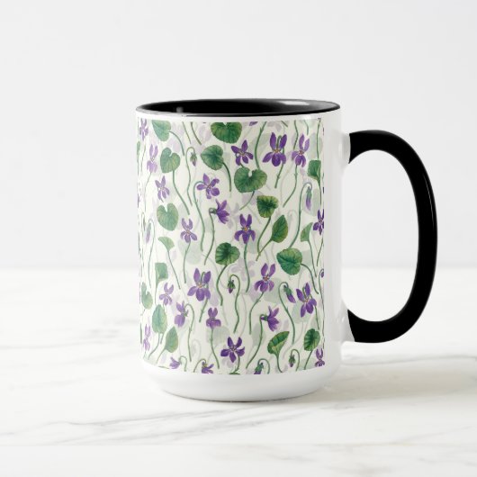 Watercolor violets on off white マグカップ (右)