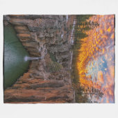 WATERFALL at SUNSET フリースブランケット (正面(横))