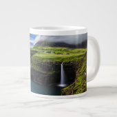 Waterfalls | Faroe Islands, Denmark ジャンボコーヒーマグカップ (正面右)