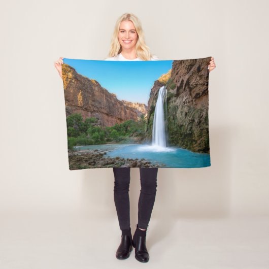 Waterfalls | Havasu Falls at Sunset フリースブランケット (インサイチュ)
