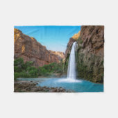 Waterfalls | Havasu Falls at Sunset フリースブランケット (正面(横))