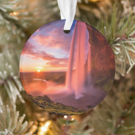 Waterfalls | Seljalandsfoss Waterfall オーナメント (ツリー)