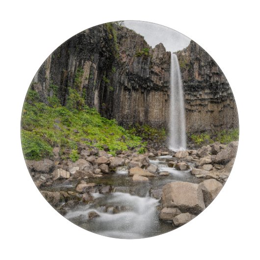 Waterfalls | Svartifoss Waterfall, South Iceland カッティングボード (正面)